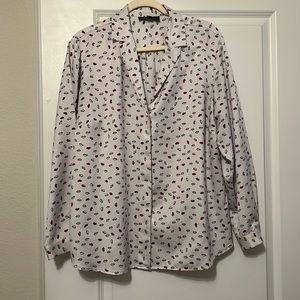 Jones New York "Lips" Blouse 😘👚